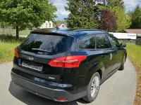 Usado Ford Focus 125 CV (91 kW) 2015 Negro Familiar
