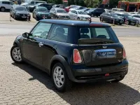 Usata Mini Cooper 90 CV (66 kW) 2005 Nero Utilitaria