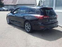 Gebraucht Ford Focus ST-Line 125 PS (91 kW) 2024 Agate black metallic Kombi