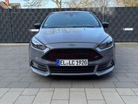 Gebraucht Ford Focus ST 281 PS (206 kW) 2017 Grau Limousine