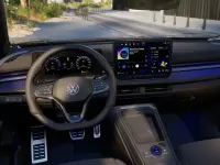 Neu VW T-Roc Cabriolet R-line 150 PS (110 kW) 2026 Grenadillschwarz metallic SUV