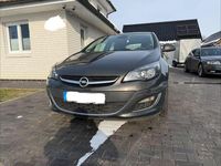 Gebraucht Opel Astra Innovation 140 PS (102 kW) 2013 Grau Limousine