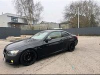 Gebraucht BMW 325 218 PS (160 kW) 2007 Schwarz Coupé