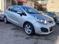 Gebraucht Kia Rio Edition 7 109 PS (80 kW) 2014 Silber Limousine