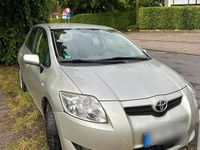 Gebraucht Toyota Auris 97 PS (71 kW) 2007 Grau Kleinwagen