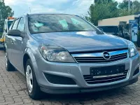 Gebraucht Opel Astra Selection 90 PS (66 kW) 2009 Silber Limousine