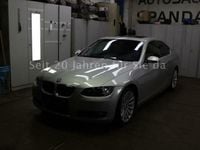 Käytetty BMW 330 272 HP (200 kW) 2007 Hopea Coupe - kaksiovinen
