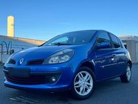 Gebraucht Renault Clio II 90 PS (66 kW) 2006 Blau Kleinwagen