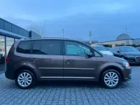 Gebraucht VW Touran Highline 163 PS (119 kW) 2011 Braun Van / Kleinbus