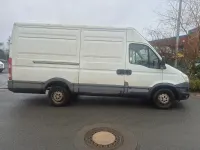 Second-hand Iveco Daily 126 CP (92 kW) 2012 Alb Monovolum