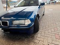 Gebraucht BMW 318 140 PS (102 kW) 1998 Blau Coupé