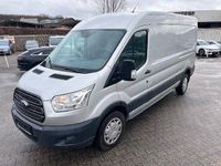 Gebraucht Ford Transit Trend 125 PS (91 kW) 2016 Silber Limousine