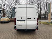 Gebraucht Renault Master 131 PS (96 kW) 2024 Silber Van / Kleinbus