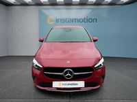 Gebraucht Mercedes B250e 218 PS (160 kW) 2024 Rot Van / Kleinbus