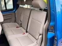 Second-hand VW Caddy 109 CP (80 kW) 2008 Albastru Monovolum