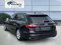 Używany Audi A4 150 KM (110 kW) 2022 Czarny Sedan/Limuzyna