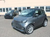 Gebraucht Smart ForTwo Coupé 60 kW (82 PS) 2023 Grau Kleinwagen