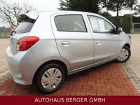 Gebraucht Mitsubishi Space Star Select 71 PS (52 kW) 2024 Silber Limousine