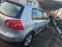 Gebraucht VW Golf V 105 PS (77 kW) 2005 Kleinwagen