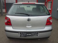 Gebraucht VW Polo Trendline 75 PS (55 kW) 2003 Silber Limousine