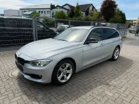 Gebraucht BMW 318 Sport Line 143 PS (105 kW) 2013 Silber Kombi