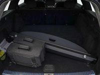 Gebraucht Mercedes E300 Avantgarde 320 PS (235 kW) 2022 Schwarz Kombi