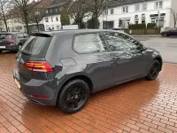 Gebraucht VW Golf VII Trendline 86 PS (63 kW) 2018 Grau Limousine