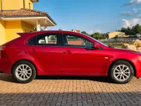 Gebraucht Mitsubishi Lancer Top 150 PS (110 kW) 2011 Rot Limousine