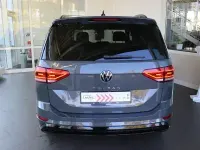 Gebraucht VW Touran R-line 150 PS (110 kW) 2024 Grau Van / Kleinbus