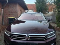 Gebraucht VW Passat Highline 239 PS (175 kW) 2017 Rot Kombi