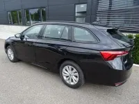 Nowe Skoda Octavia Selection 150 KM (110 kW) 2026 Czarny Kombi