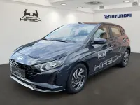 Gebraucht Hyundai i20 Trend 101 PS (74 kW) 2025 Grau Limousine