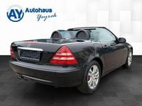 Gebraucht Mercedes SLK200 163 PS (119 kW) 2003 Obsidianschwarz  metalliclack Cabrio