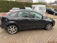 Gebraucht Ford Focus 136 PS (100 kW) 2006 Schwarz Limousine