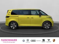 Używany VW ID. Buzz Pro 150 kW (204 KM) 2023 Żółty Minivan