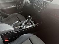 Gebraucht BMW 116 136 PS (100 kW) 2014 Weiß Kleinwagen