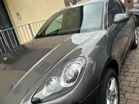 Gebraucht Porsche Macan S 258 PS (189 kW) 2015 Grau SUV