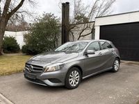 Gebraucht Mercedes A200 136 PS (100 kW) 2013 Grau Limousine