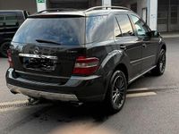 Gebraucht Mercedes ML320 211 PS (155 kW) 2008 Braun SUV