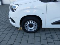 Gebraucht Opel Combo Edition 131 PS (96 kW) 2020 Weiß Van / Kleinbus