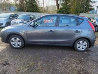 Gebraucht Hyundai i30 Edition+ 109 PS (80 kW) 2009 Grau Limousine