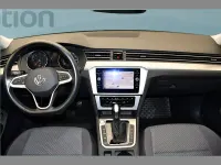 Gebraucht VW Passat 150 PS (110 kW) 2023 Grau Kombi