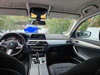 Gebraucht BMW 520 184 PS (135 kW) 2019 Schwarz Kombi