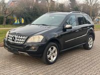 Gebraucht Mercedes ML320 224 PS (164 kW) 2008 Schwarz SUV
