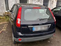 gebraucht Ford Fiesta 1,3 44 kW Ambiente Ambiente