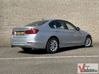 Gebraucht BMW 320 184 PS (135 kW) 2012 Grau Limousine