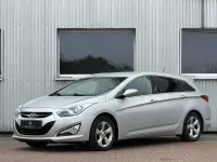 Gebraucht Hyundai i40 Style 116 PS (85 kW) 2013 Sleek silver / met Kombi
