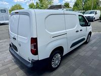 Gebraucht Opel Combo Edition 102 PS (75 kW) 2019 Weiß Van / Kleinbus