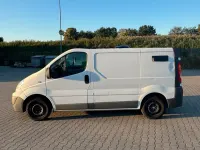 Gebraucht Renault Traffic 114 PS (83 kW) 2014 Weiß Van / Kleinbus