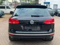 Gebraucht VW Touareg Terrain Tech 262 PS (192 kW) 2015 Schwarz SUV